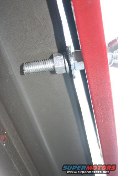 img_0017.jpg Bolt installation.