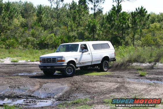 offroad-148.jpg Havin some fun.