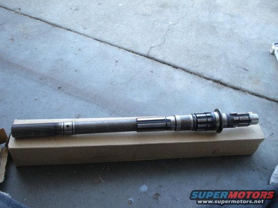 dscn0097.jpg The only piece that made it out alive in that t-10 trans.. the 110deg mainshaft.