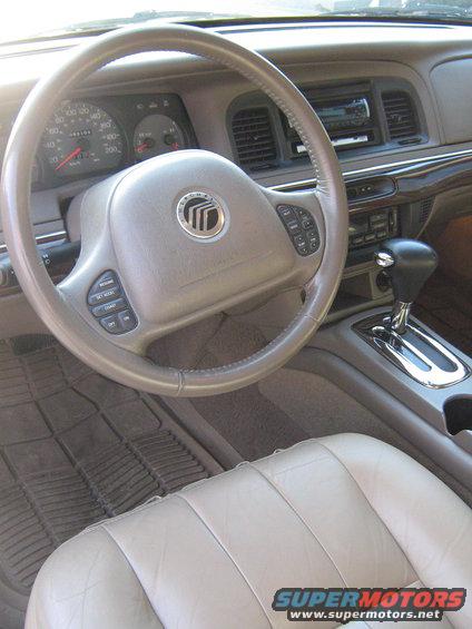 MooMoo's center console. (Had to look hard to find the LSE.)