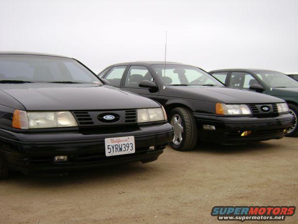 1991 Ford Taurus photo