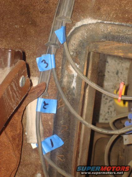 exhaust-fix-06.jpg i marked the plug wires as i took them off and set them aside. this will aid in installing them later.