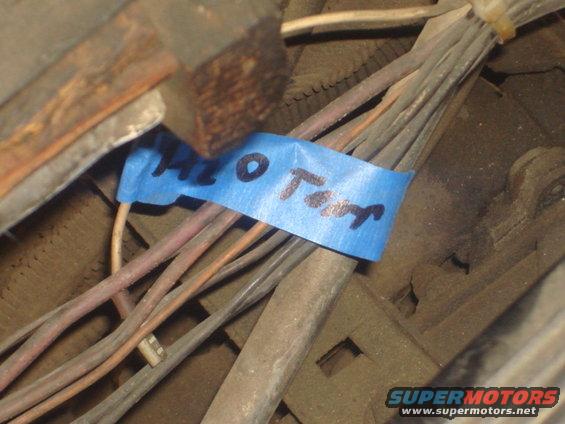 exhaust-fix-07.jpg I marked all wires i unplugged - oil pressure----water temp and anything other i unplugged this was the water temp sensor