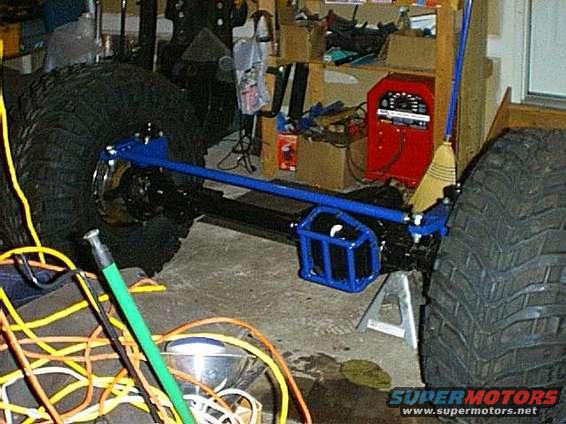 d60hphisteer.jpg Traded out for D50 TTB single wheel hubs (direct fit) was dually.  Rebuilt kingpins. Added premium hubs.  New brake discs.  Rebuilt calipers.  Added Hi-steer.  Ready for install.