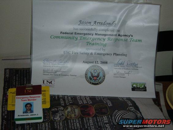 cert-badge.jpg C.E.R.T official badge and F.E.M.A based certificate. 