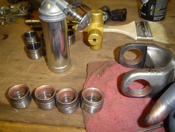 91008-023.jpg Used the grease on all the surfaces