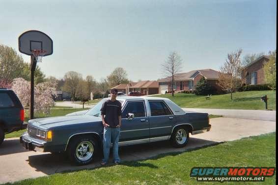 puffvic.jpg Me and the Papa with it's new wheels and tires (15x7 Cragar S/S on 235/50/15 Big O SuperSports)