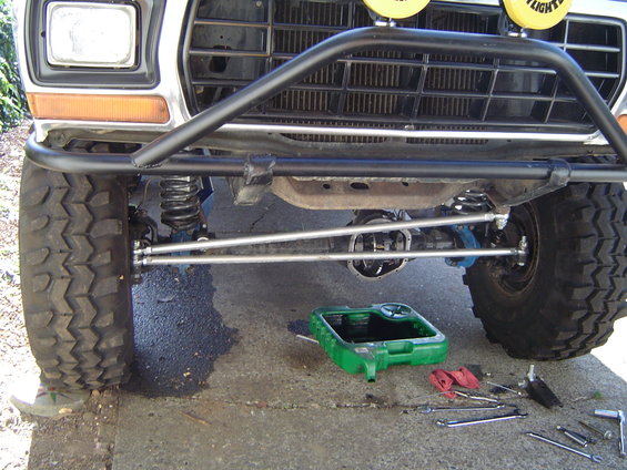 91008-050.jpg Track bar is out to be shortened by an inch, and the gear cover is getting machined so it will stop leaking