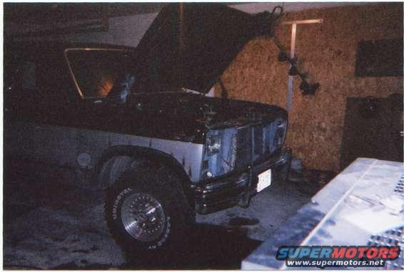 bronco_8.jpg These pics didn't turn out as good as I wanted too. 