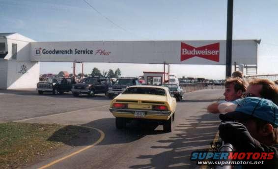 in_line_at_the_timing_booth.jpg In line at the timing booth