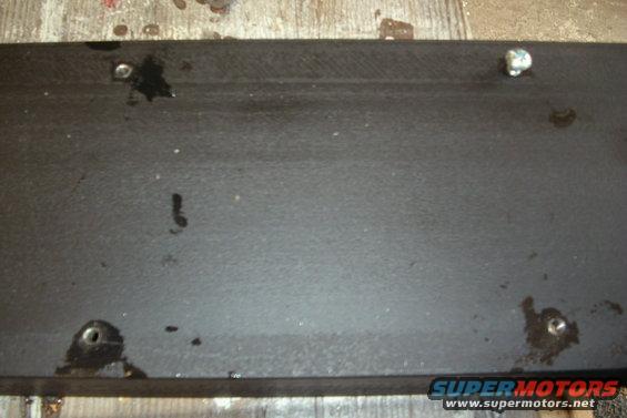 bumper-001.jpg License plate bolt hole