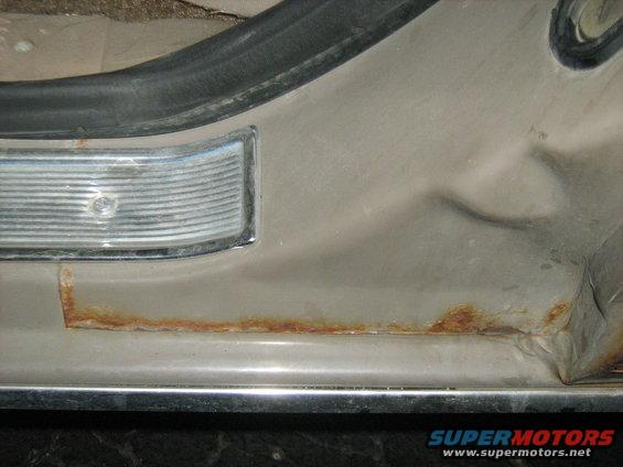 img_0027.jpg driver side rear door jam