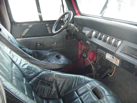 camera-pics-to-92908-829.jpg Passenger side entry...