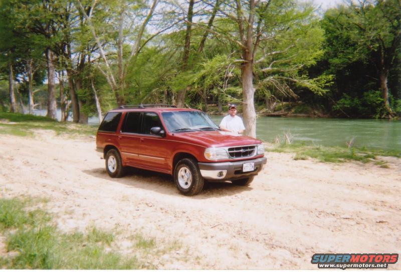 2000 Ford Explorer