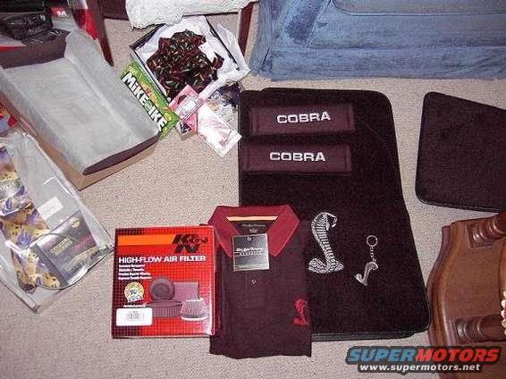xmaspresentssmall.jpg My X-mas 2002 haul!!!