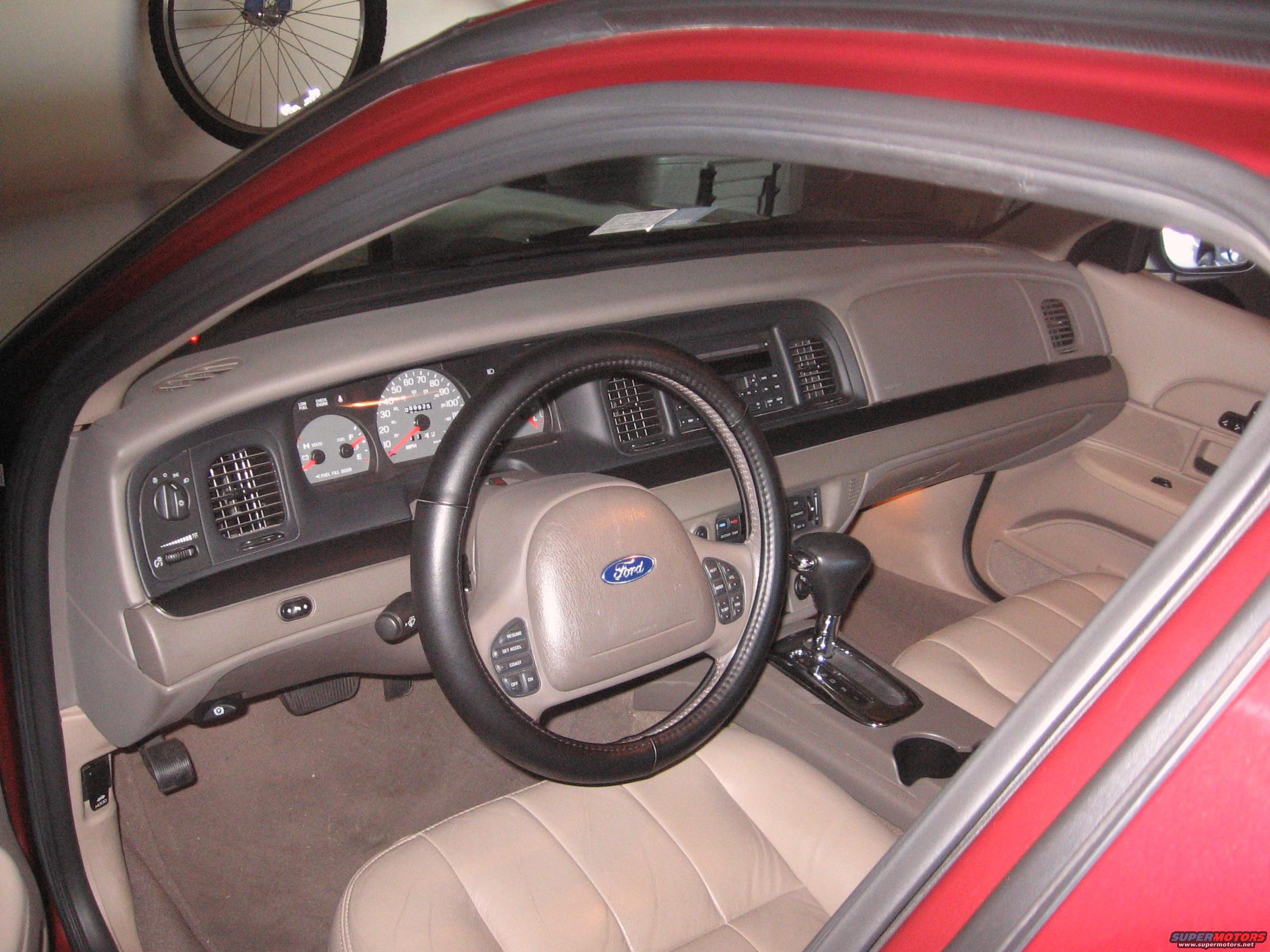 2004 Ford Crown Victoria “ubervic”