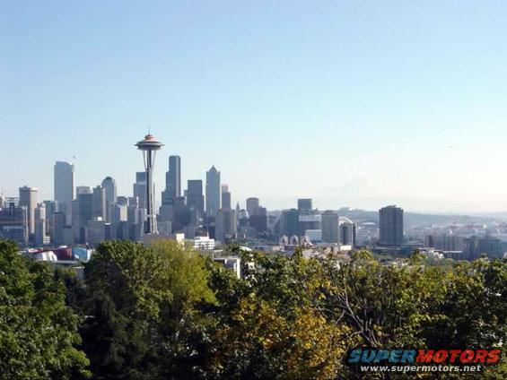 albertiseattleskyline_h.jpg 