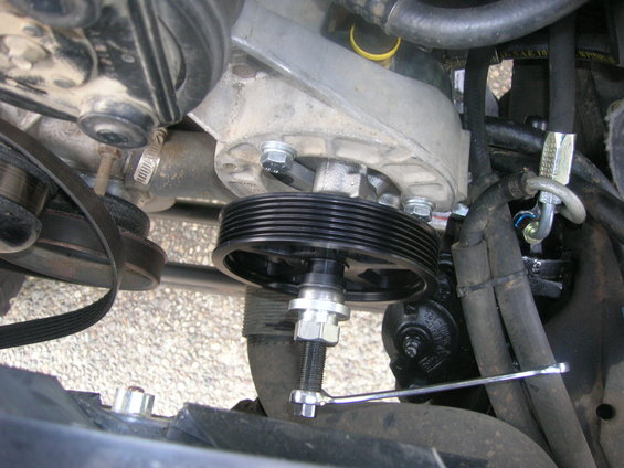 dscn2869.jpg installing new pump pulley