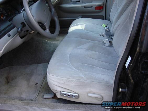 Front passenger seat and dashboard of a 2003 Ford Crown Victoria