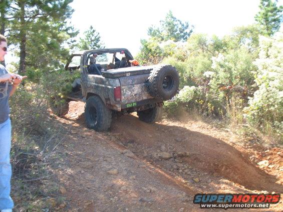 barnwell-10.26.08-017.jpg while I was getting a pic of Joe, Jack was finishing the hill