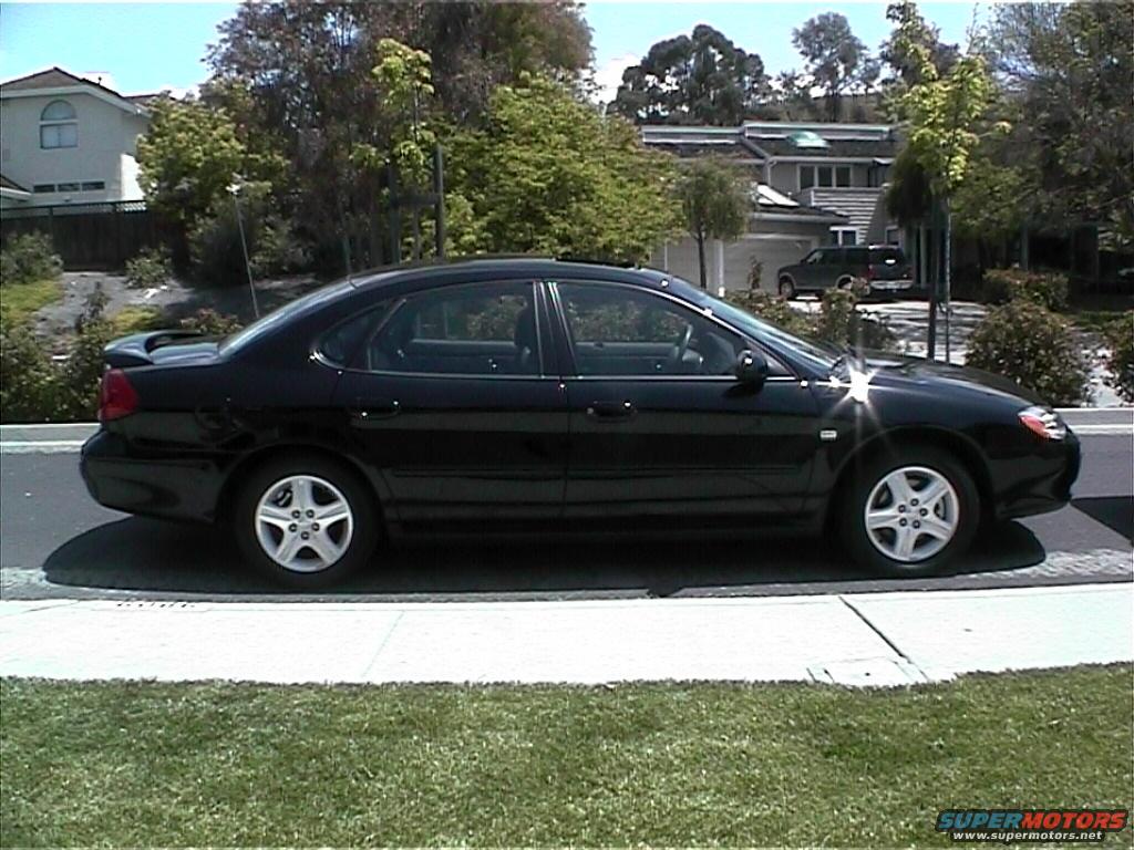 Ford Taurus