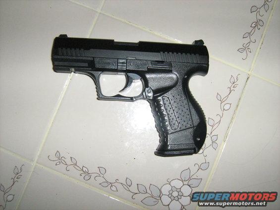 img_0099.jpg Walther P99
Airsoft