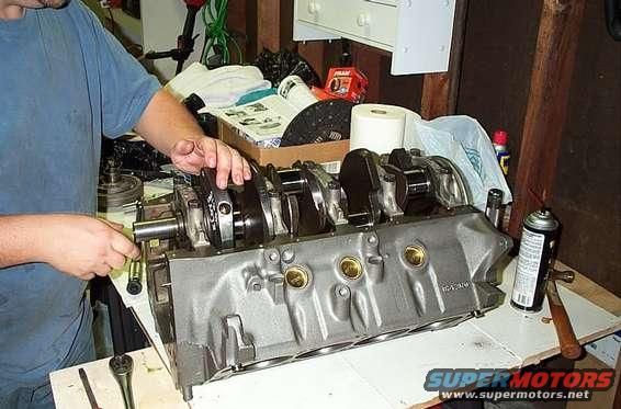 dcp_2469.jpg Crank and Mains all installed.