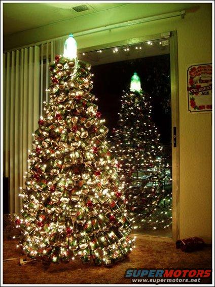 redneck-xmas-tree2.jpg 