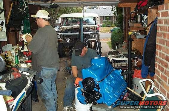 dcp_2547.jpg Oil plan placed on block.