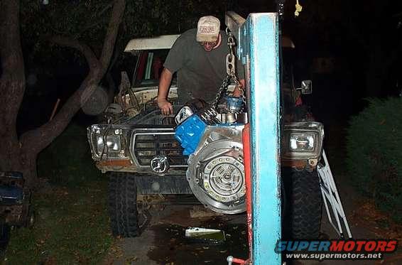 dcp_2583.jpg New Flywheel, Clutch and pressure plate installed.