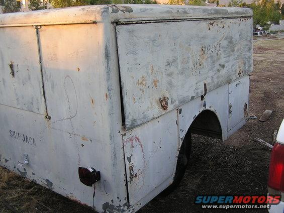 wwii-trailer-006.jpg Right Rear of WWII ammunition trailer?