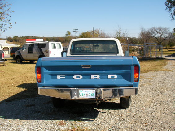 sany1069.jpg The aftermarket bumper needs to go.