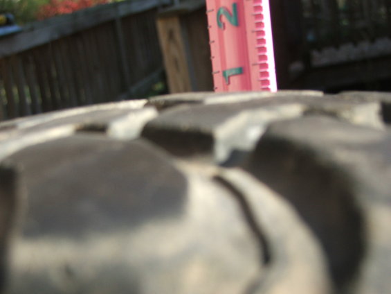 tire-a-thead-depth.jpg 
