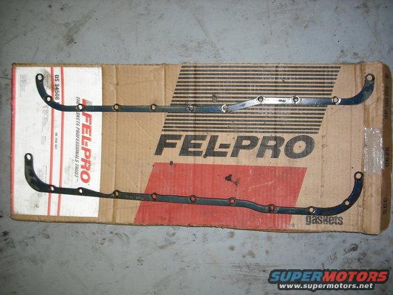 clean the oilpan "support bars" for a good level seal of the oilpan gasket