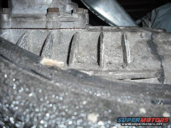 trans-swap-041.jpg good thing for the floor pan being higher than the floor