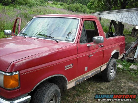 restor-001.jpg first time I took the top off to check for rust and repair a dent from the tiregate