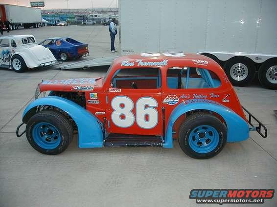 buddies race car