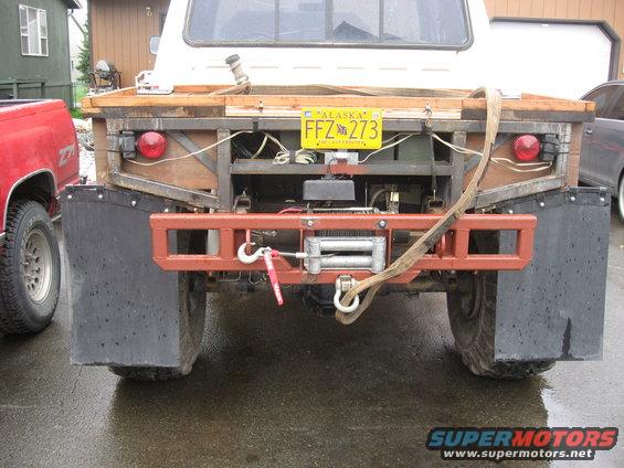 img_2061.jpg Rear bumper, mud flaps, and temporary bed.