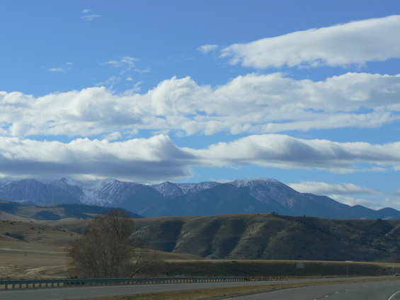 p1030832.jpg Another cool view near Big Timber.