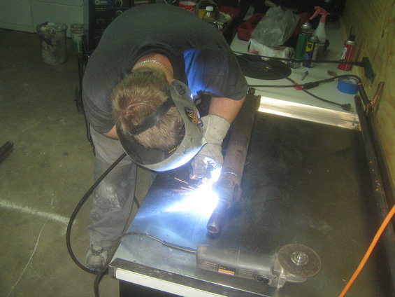 img_8360.jpg Welding up RocZuks Driver shaft after a wee bit of shortening.