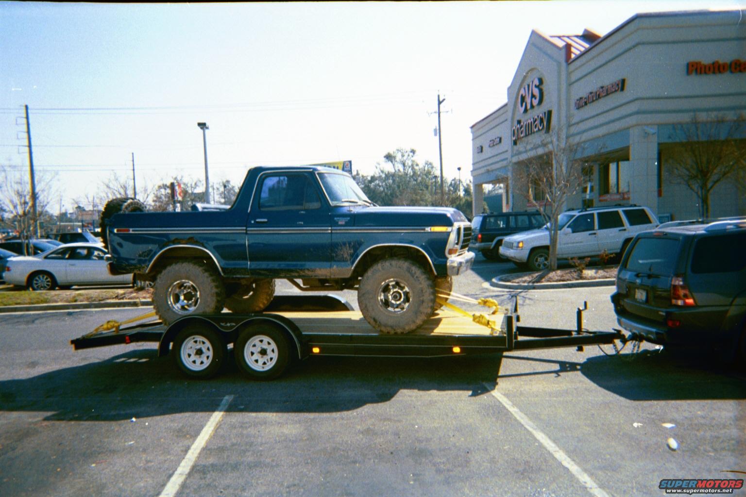 1977 Ford Bronco photo