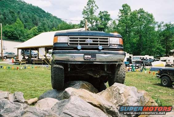 719647r12a.jpg James on the rocks1