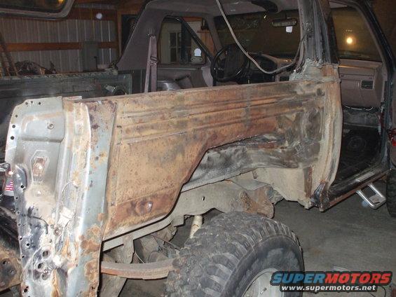 abcdefg-013.jpg passenger rear quarter gone