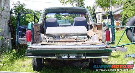 rearopen.jpg Like the front drive shaft? I've been disassembling things... MUA HAHAHA