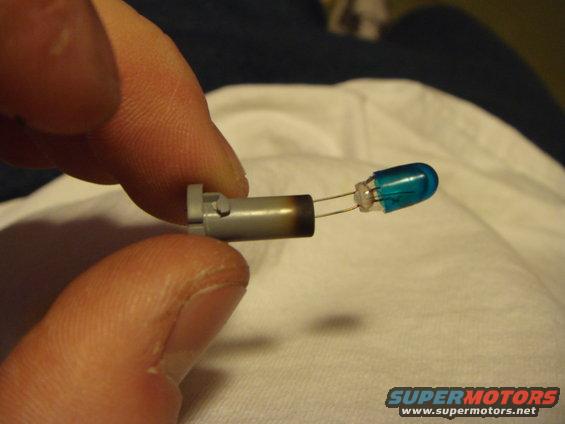 dsc03255.jpg Disassemble these bulbs just like the switches