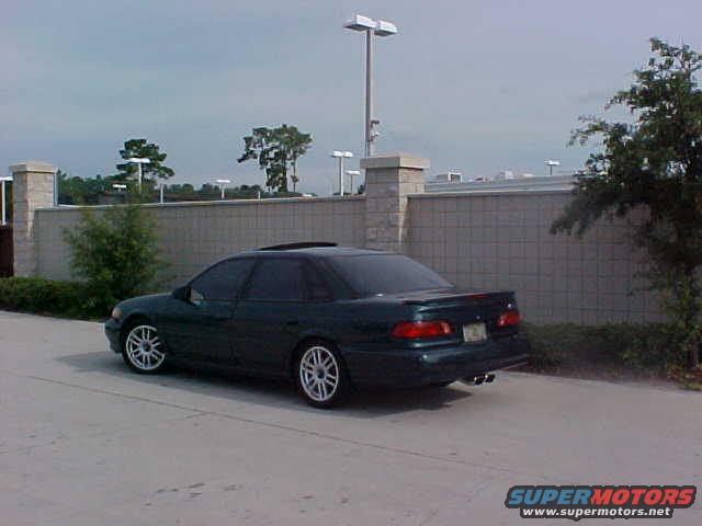 1995 Ford Taurus