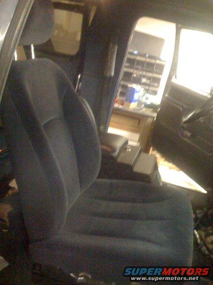 img_0713.jpg This is the new seat.  