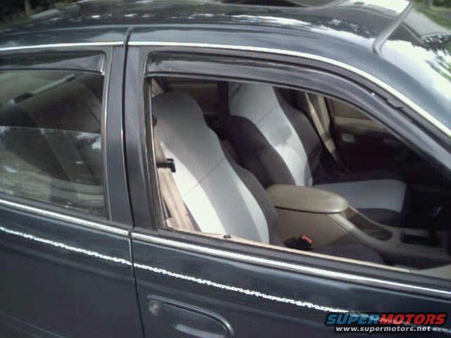 1995 Ford Taurus photo