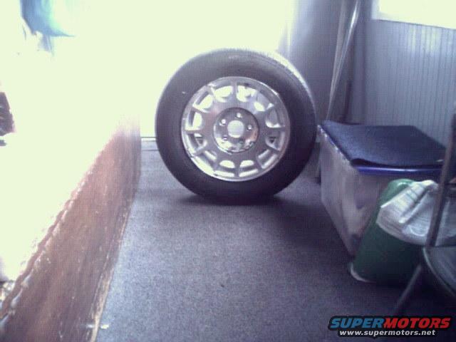 1995 Ford Taurus photo