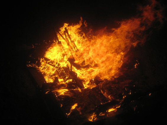 img_8862.jpg Then I broke my folding chair. 